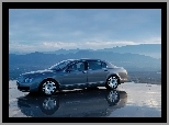 Sedan, Bentley Continental Flying Spur